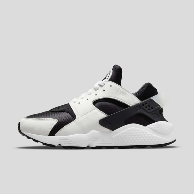 Nike Air Huarache Black White Cheap Urlfreeze Air Jordans Outlet sales online 3